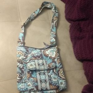 Crossbody Vera Bradley purse